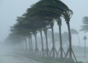 Moti i keq “pushton” vendin, reshje të dendura shiu dhe shtrëngata