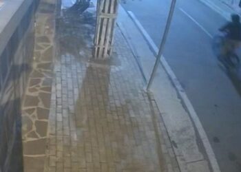 Video/ Shpërthimi në banesën e Mziut, hetimet: I njëjti person dyshohet edhe për tritolin në lokalin e Kamzës