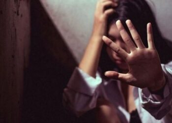Greqi/ 14-vjeçarja shqiptare shtatzënë pëson abort pas dhunës nga e ëma
