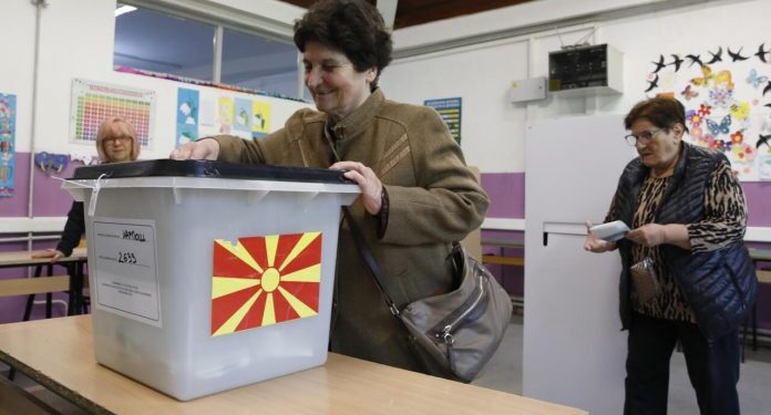 Konservatorët fitojnë bindshëm zgjedhjet lokale në Maqedoninë e Veriut