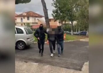Në kërkim ndërkombëtar për trafik droge, arrestohet fieraku me dy identitete
