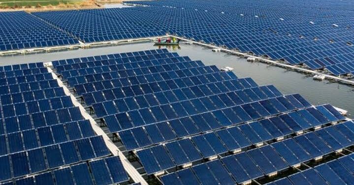 SKEMA/ Si çau Sokol Tasha në Bulqizë, ERE nis procedurat e licencimit për Solar Park Gjoricë: Banorët gati për protesta, projekti në pikëpyetje