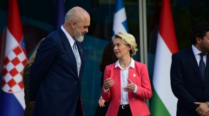 Raporti i Progresit; SPAK merr notë pozitive, qeveria në vendnumëro
