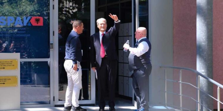 Mësohet dita kur Berisha do të paraqitet në SPAK për “21 Janarin”