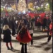 Shqiptarët ndezin Selanikun, këngë e valle në rrugët e Greqisë