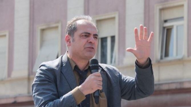 Goxhaj kallëzim penal ndaj organizatave LGBQ: Rekrutojnë dhe abuzojnë me minorënët