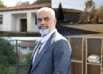 Dështimi i qeverisë në arsimin rural/ Shkollat pa fëmijë dhe me klasa kolektive