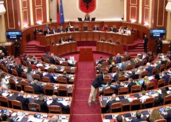 Balluku u mor e pandehur, Peleshi rrëzon kërkesën e opozitës për interpelancë urgjente
