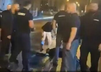 Sherr mes shqiptarëve në Zvicër, i riu plagos me thikë punonjësin e sigurisë
