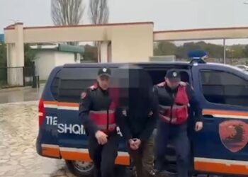 Pranga 26-vjeçarit në Shkodër, kanosi me armë të riun