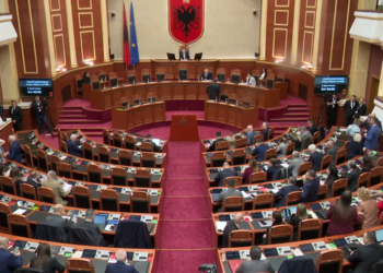 Pezullimi i Ballukut/ PD kërkoi interpelancë me Ramën, Peleshi e refuzon