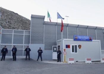 Marrëveshja në kolaps: Gjykatat, kostot dhe kaosi ligjor paralizuan planin Shqipëri–Itali
