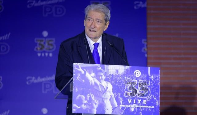 Berisha kujton 35 vitet e PD: Rama na u bashkua si pedagog, por u kthye në fatkeqësi për kombin
