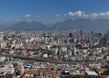 Reforma e re territoriale, alternativa e qeverisjes me Rajone