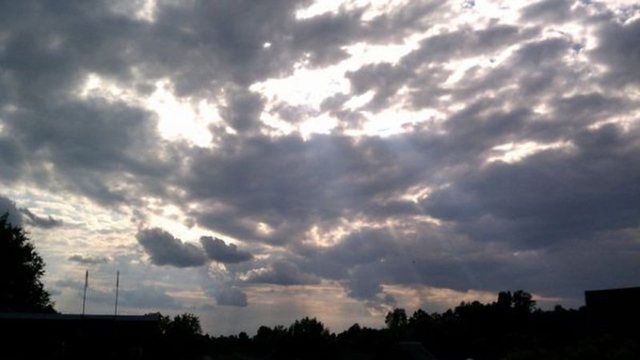 Kushte atmosferike të qëndrueshme, parashikimi i motit për këtë të enjte