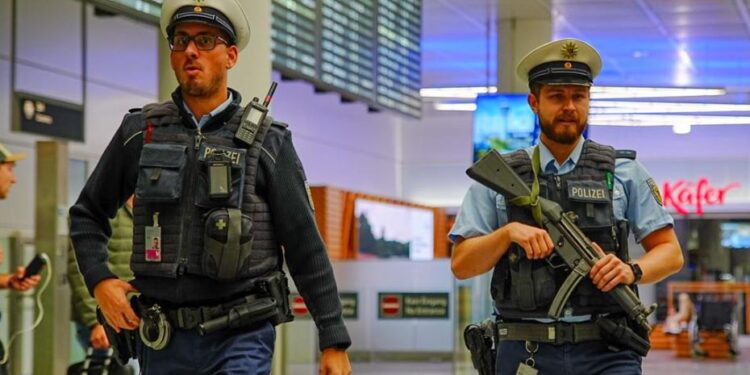 Shërbimi Gjerman i Sigurisë Ajrore: Shtohet kërcënimi dhe rreziku nga dronët