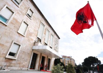 Rama bën sërish ndryshime në qeveri, ja lëvizjet