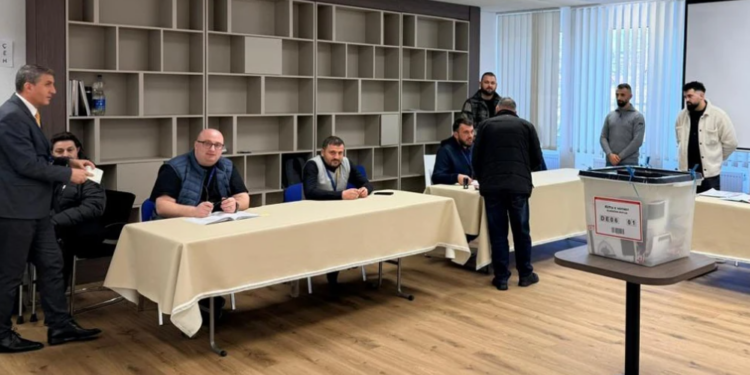 Zgjedhjet në Kosovë/ Përfundon votimi në 25 përfaqësi diplomatike