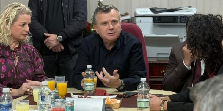 PS drejt zgjerimit në Britani, Balla takon Lordët dhe sipërmarrësit shqiptarë në Londër