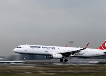 Erdogan i dhuroi Ramës një avion, gazeta turke: Nuk kemi aeroplanë për zjarret, por bëjmë shfaqje politike