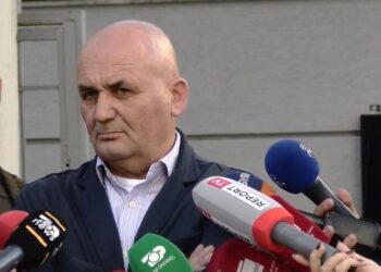 Gjykata dënoi me 16 vite burg vrasësin e djalit, babai i Martin Canit: Edhe dënimi përjetë, dhimbja nuk ikën! Prisja pendesë nga shkolla, por…