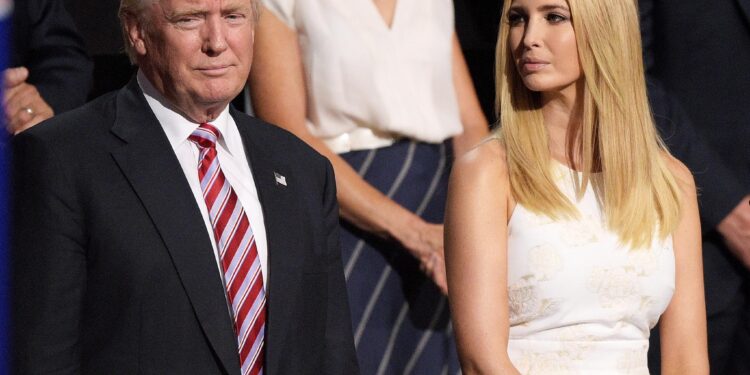 Surprizon Ivanka Trump, studion historinë dhe kulturën shqiptare, ndan tre libra për Shqipërinë, mes tyre dhe “Gjenerali i Ushtrisë së Vdekur” të Kadaresë