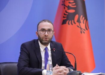 Shabani Avokat i Popullit, Bardhi: Peleshi keqpërdori firmat tona, votimin do ta çojmë në Kushtetuese