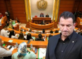 Këshilli Bashkiak miraton buxhetin 400 mln € pa Veliajn/ Shpërthen PD: Vendim i paligjshëm