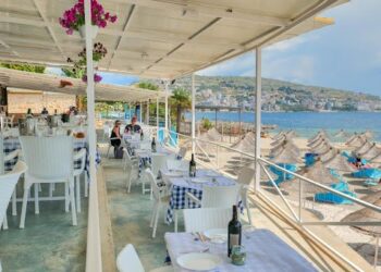 “Bllofi” i turistëve, nuk nxitën konsumin në verë