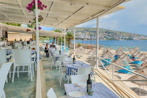 “Bllofi” i turistëve, nuk nxitën konsumin në verë