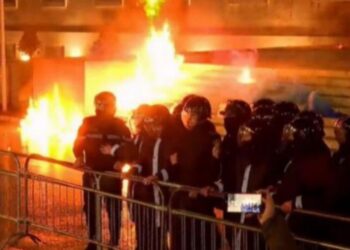 Protesta e PD-së/ “The Mirror”: Kriza politike thellohet pas akuzave për korrupsion ndaj zv.kryeministres