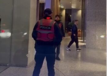 Arjan, Agim dhe Alfred Prekaj nga Tropoja në kërkim për milionat e ‘call center’ në Shqipëri, lidhje e sponsorizim nga PD