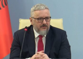 Sistemi i fiskalizimit në kolaps, Binaj përdor justifikimin e Ramës: Kjo ndodh kudo në botë