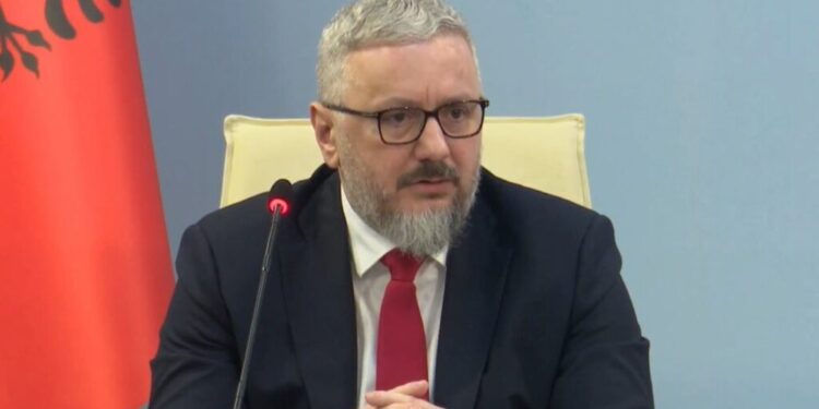 Sistemi i fiskalizimit në kolaps, Binaj përdor justifikimin e Ramës: Kjo ndodh kudo në botë