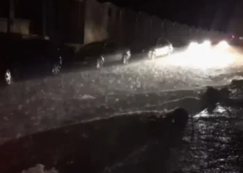 Bllokohet aksi Gjirokastër-Kakavijë/ Izolohen disa fshatra, pezullohet procesi mësimor