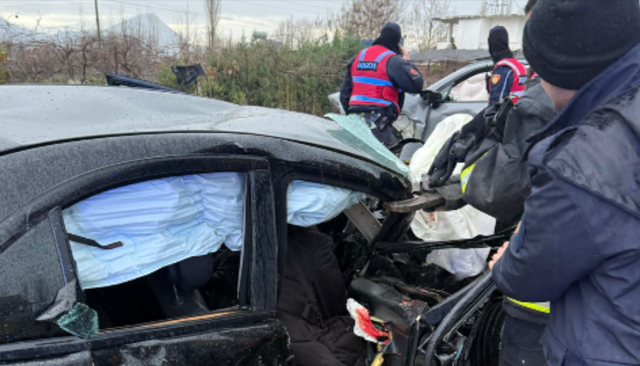 Aksident i rëndë në Lezhë – Shkodër, humbur jetën çifti i bashkëshortëve