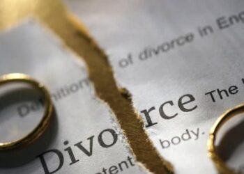Martesat në rënie historike, rriten divorce: Një në tre çifte ndahen
