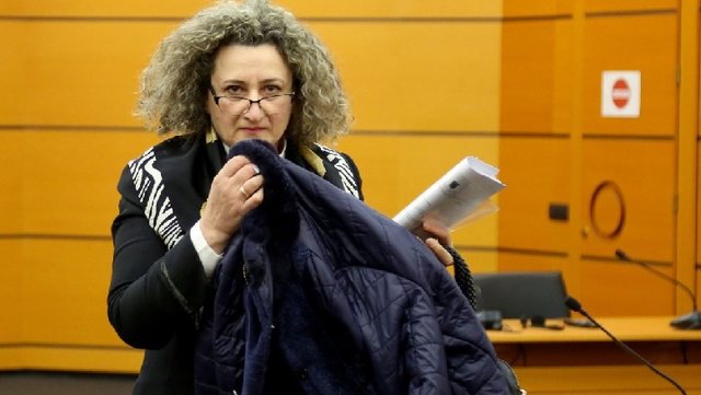Thellohet skandali i Irena Gjokës, jo vetëm dekriminalizmi: Si u zhduk dokumenti i Komisionerit Publik që kërkonte mos kalimin e Vettingut