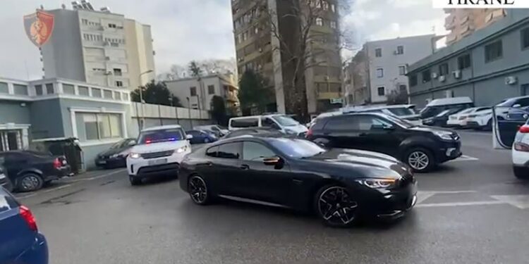 Trafikoi automjetin e vjedhur në Gjermani/ Sekuestrohet “BMW M-8” me vlerë 140 mijë euro