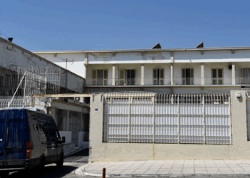 Greqi/ I burgosuri shqiptar vritet brenda qelisë