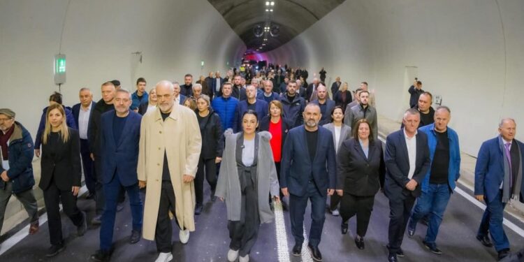 U inaugurua për fushatë pa kolaudim, tuneli i Murrizit ngre pikëpyetje për sigurinë