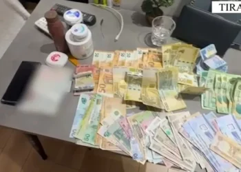 Ushtronte prost*tucion në një apartament të marrë me qira në Tiranë, arrestohet 51-vjeçarja