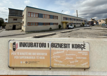 Mbi 130 mln lekë për dy projekte/ Inkubatorët fantazëm gllabërojnë fondet publike në Korçë