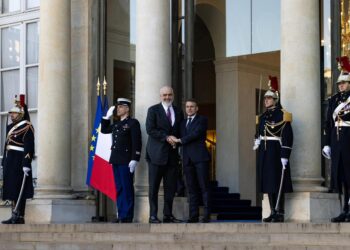 Samiti i aleatëve të Ukrainës, Rama pritet nga Macron pallatin presidencial në Paris