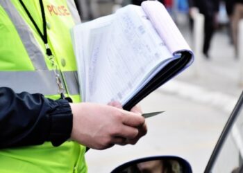 Denoncimi: Policia e Shtetit për të plotësuar numrin më ka vënë dy gjoba në një vend