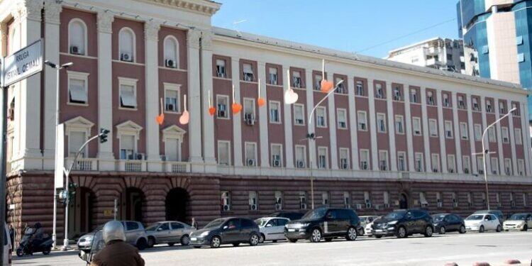 Grupi Parlamentar i PD kallëzon për “Shpërdorim detyre” Niko Peleshin