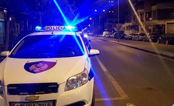 Braktisi 3 fëmijët në Durrës, nis procedimi penal për 33-vjeçaren