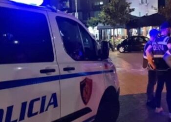 Tensionet në portestën e PD-së para Parlamentit, shoqërohen dy të mitur