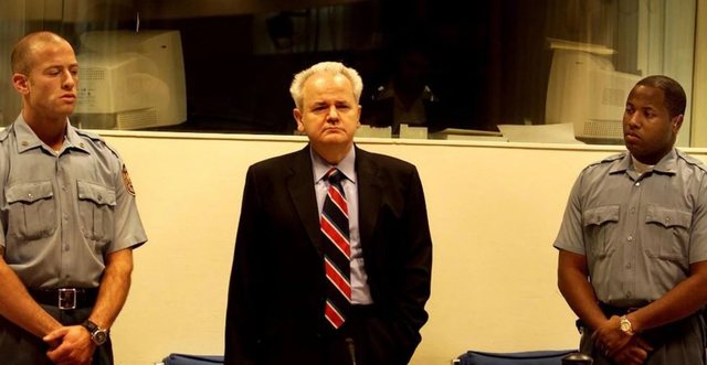 Pesë gjeneralë serbë u dënuan veç 89 vjet për krimet në Kosovë, për 4 komandantë të UÇK-së kërkohen 180