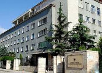 Nuk denoncuan ndërtimin e paligjshëm, pezullohen tre inspektorë të IMT-së në Tiranë